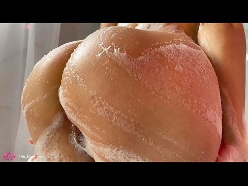 ❤️ Brunette onanerer fisse med vibrator til intens orgasme i brusebad ️ Porno fb at da.xxxdeutschepornos.ru ️