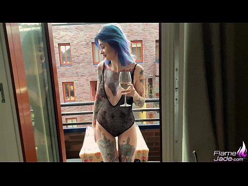 ❤️ Kæmpe pige suger med en sut og knepper lidenskabeligt under åben himmel ️ Porno fb at da.xxxdeutschepornos.ru ️